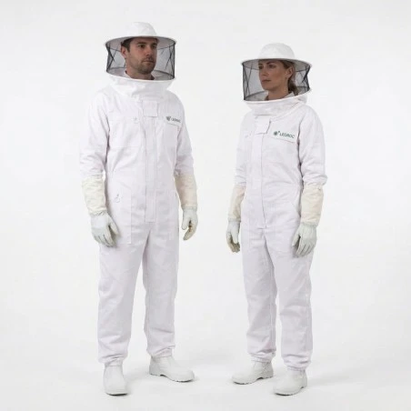 Beekeeper suit with round veil Clothing
