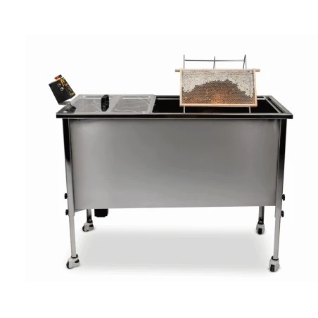 Extrator 4 quadros com mesa de desoperculação integrada LEGROC - Motor 110 W