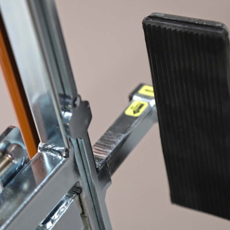 Electric hive lifter Kaptarlift® AWD Transport of beehives and drums