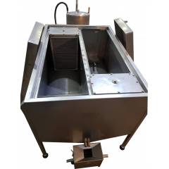 Double steam wax melter injected from boiler Bee Wax melters