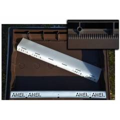 Top feeder anel with divided compartments Feeders