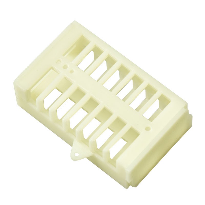Queen confinement cage for varroa controlling brood break Complementary fight against varroa Queen confinement cage for varroa controlling brood break Complementary fight against varroa