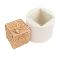 Candle mold - Cube with honeycomb and bee