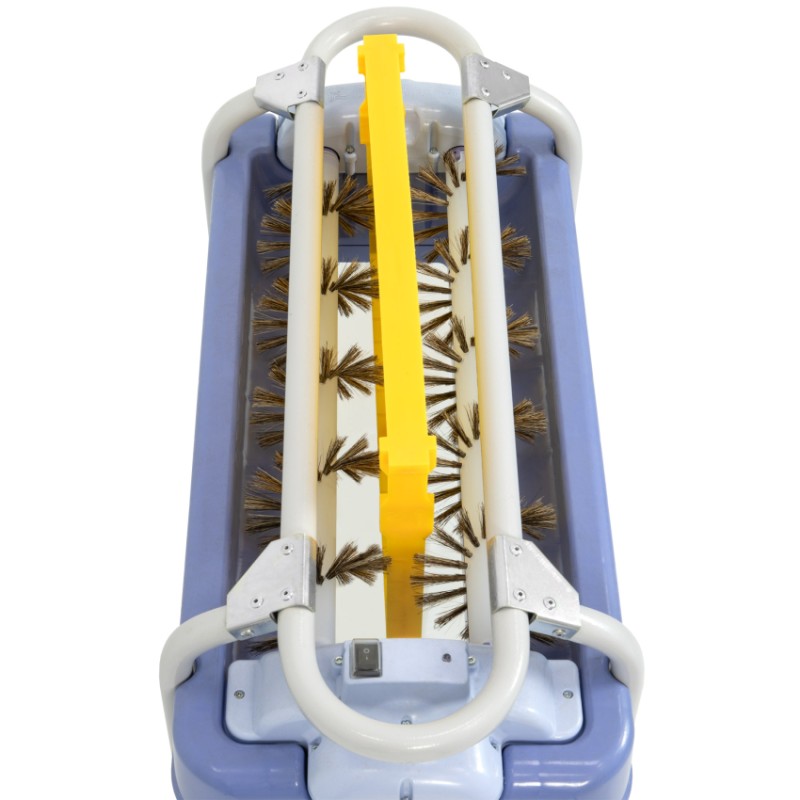 Besen & automatischer Bienensammler
