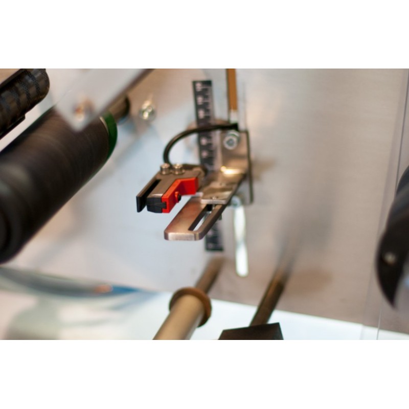 Etiquetadora semi-automática EKO10 Etiquetadoras