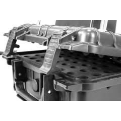 Incubadora portátil 12V para rainhas – 45 células com controlo digital